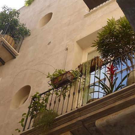 Appartamento In Palazzo Lampedusa パレルモ エクステリア 写真