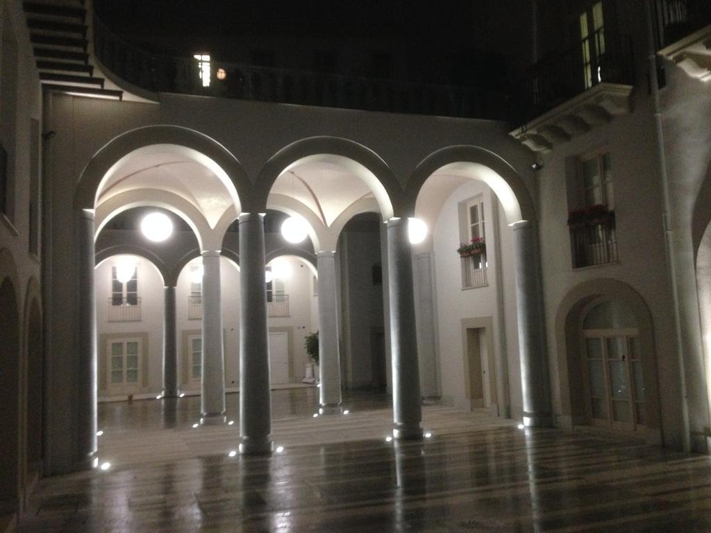 Appartamento In Palazzo Lampedusa パレルモ エクステリア 写真