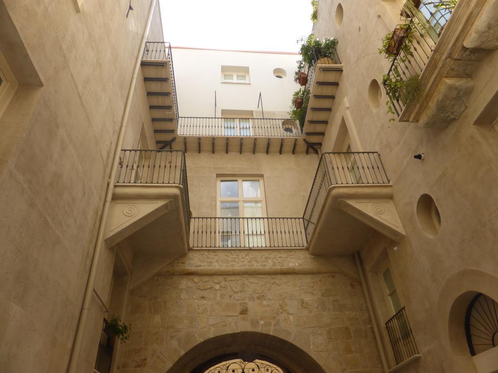 Appartamento In Palazzo Lampedusa パレルモ エクステリア 写真