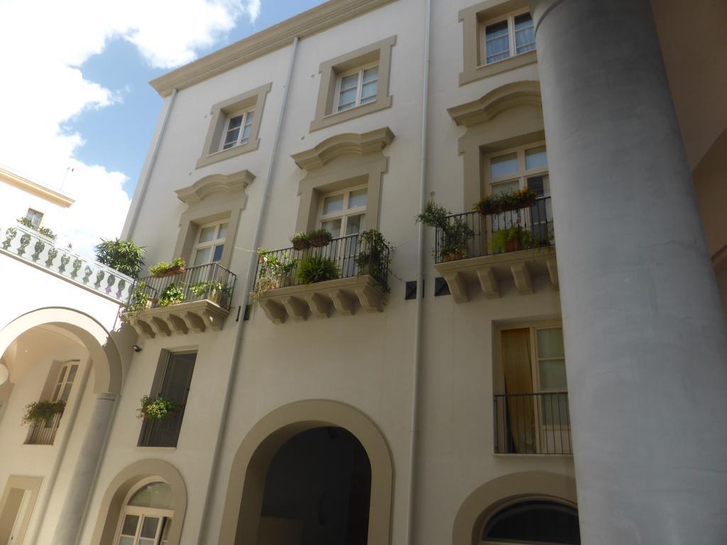 Appartamento In Palazzo Lampedusa パレルモ エクステリア 写真