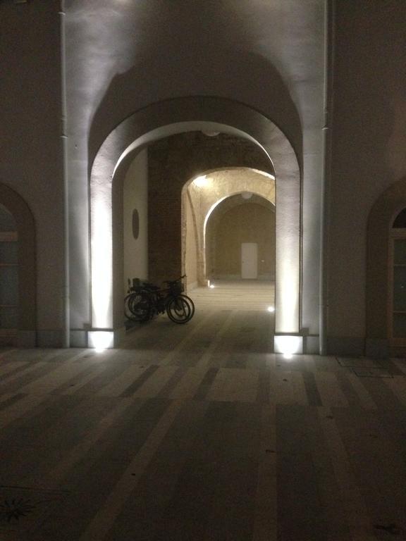 Appartamento In Palazzo Lampedusa パレルモ エクステリア 写真